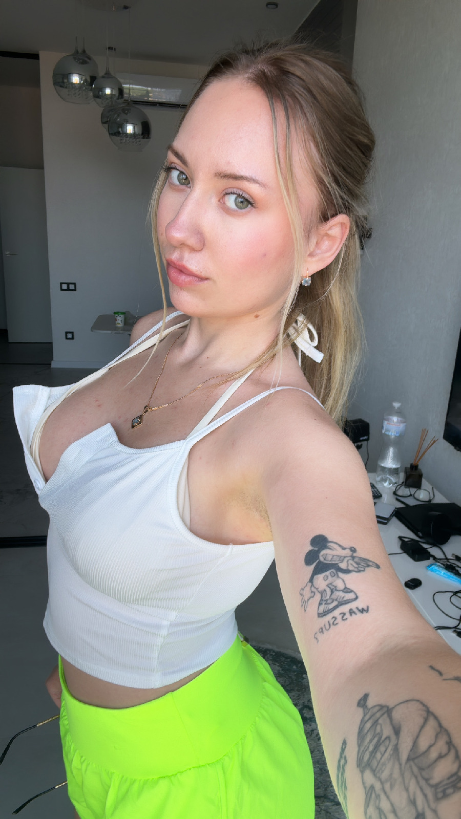 KateV in her underwear in Qiqihar